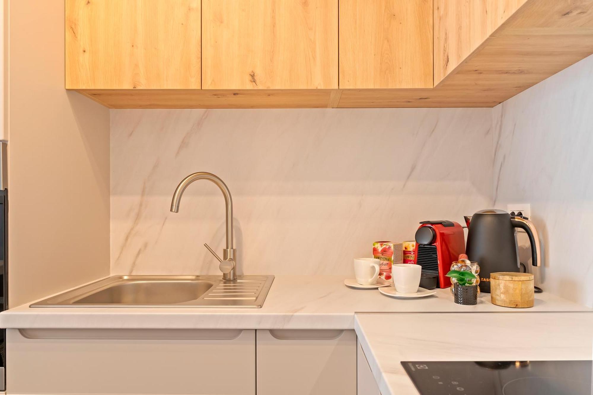 One Verdi Luxury Apartments Bukarest Kültér fotó