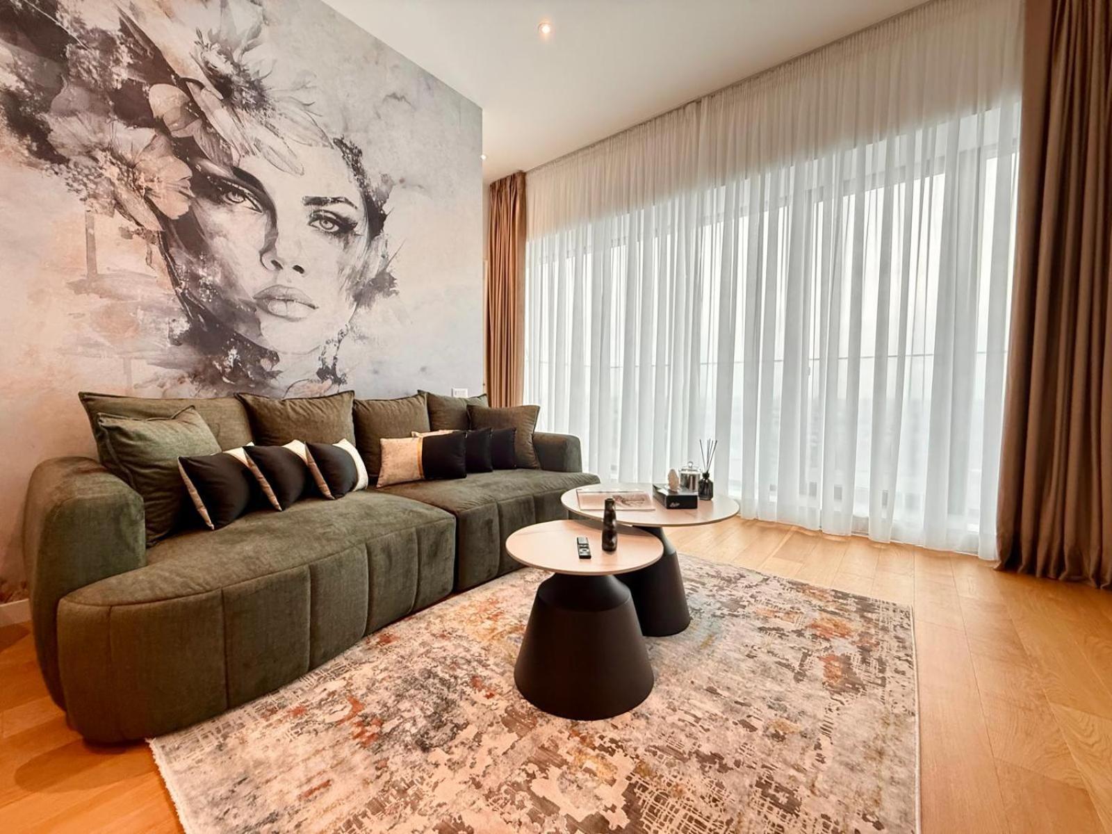 One Verdi Luxury Apartments Bukarest Kültér fotó